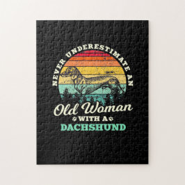 Alte Frau mit Dackel