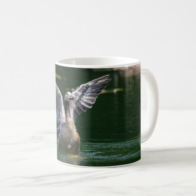 Alte Gans Flügel Aktion Kaffeetasse (VorderseiteRechts)