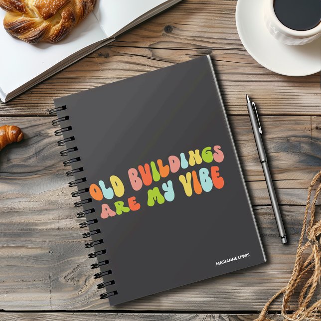 Alte Gebäude sind meine Vibe, historische Bewahrun Notizbuch (Von Creator hochgeladen)