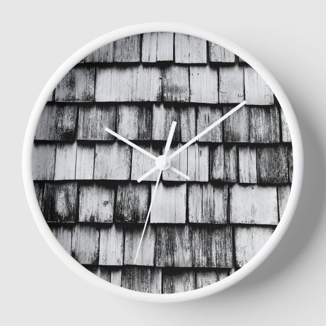 Alte gebrauchte Holzpappwand Uhr (Vorderseite)