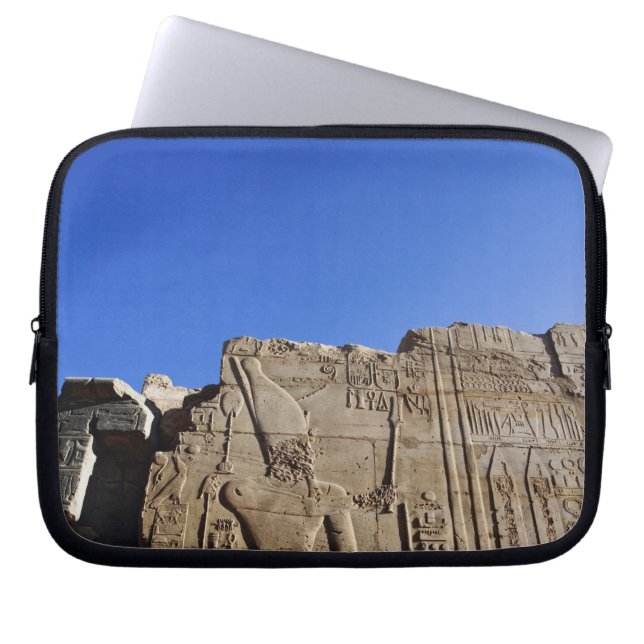 Alte Hieroglyphen an der Wand, Tempel von Karnak, Laptopschutzhülle (Vorderseite)