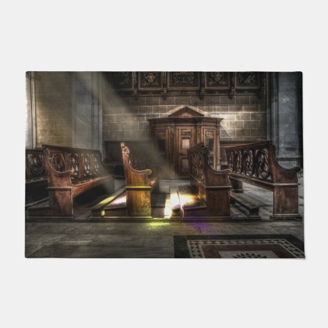 Alte Holzkirchenbank mit Kneelerfußmatte Fußmatte (Vorderseite)