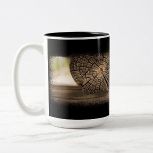 Alte Kabine Holz Texturen 1 auf Schwarz Zweifarbige Tasse