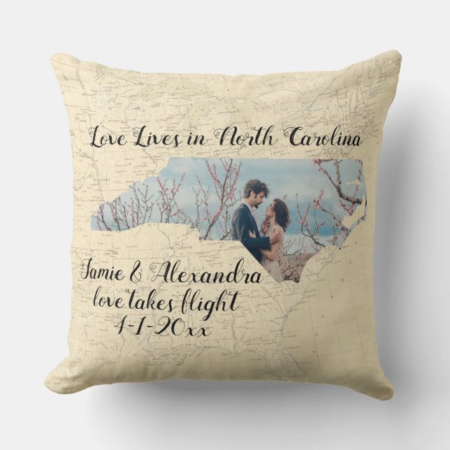 Alte Karte Liebe lebt in North Carolina Staat Foto Kissen (Vorderseite)