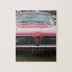 Alte Mercury Cougar rote klassische Oldtimer