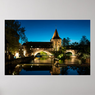 Alte mittelalterliche Brücke in Nürnberg Poster