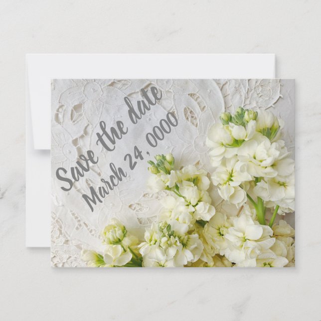 Alte Spitze mit weißen Blume Save The Date (Vorderseite)