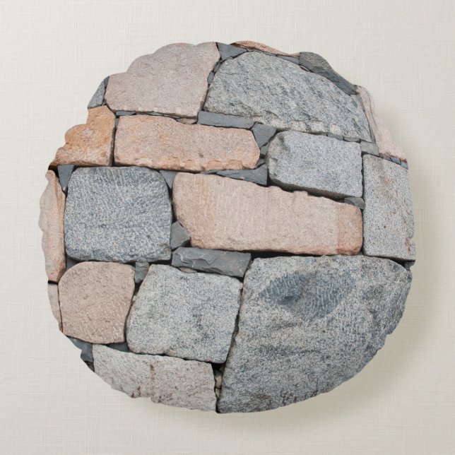 Alte Steinmauer der alten Burg. abstrakt, antike Rundes Kissen (Vorderseite)