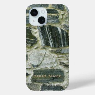 Alte Steinmauer mit Namen iPhone 15 Hülle