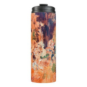 Alte Tapete mit Blumenbezug im Hintergrund mit Vig Thermosbecher
