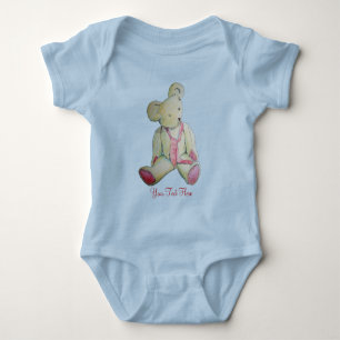 Alte Teddy trägt rote Bogen Kinderdesign Baby Strampler