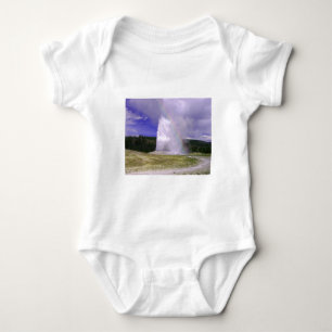 Alte Treue im Yellowstone Nationalpark Baby Strampler