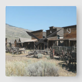 Alte Uhr auf dem Westplatz