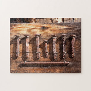 Alte Vintage-Rostige Nägel-Puzzle
