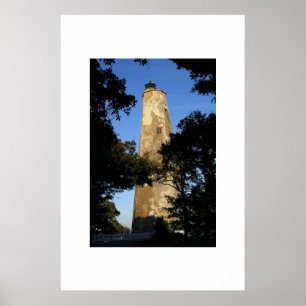 Alter Balkon durch die Bäume Poster