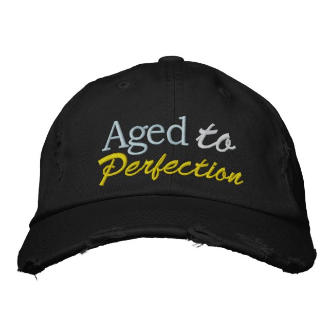 Alter bis Perfektion durch SRF Bestickte Baseballkappe (Vorderseite)