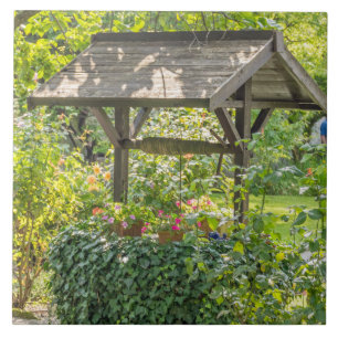 Alter Brunnen mit Gartenblick Keramik Kachel