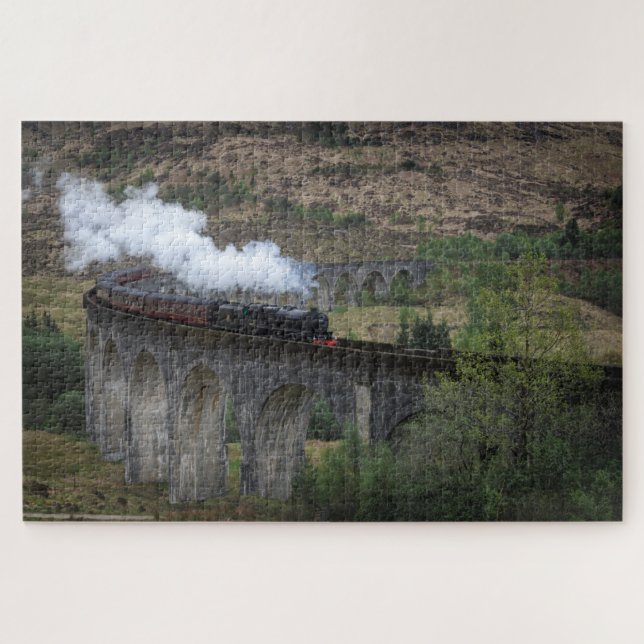 Alter Dampfzug auf Glenfinnan Viaduct (Horizontal)