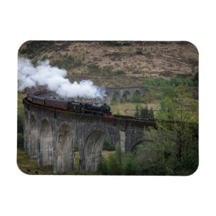 Alter Dampfzug auf Glenfinnan Viaduct Magnet