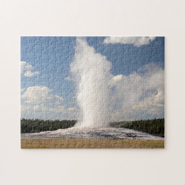 Alter Geyser im Yellowstone Nationalpark (Horizontal)