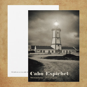 Alter Leuchtturm in einer Sturmnacht Dankeskarte