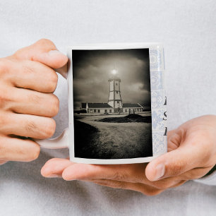 Alter Leuchtturm in einer Sturmnacht Kaffeetasse