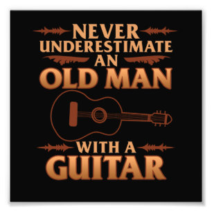 Alter Mann mit Gitarre Musikplayer Musiker Gitaris Fotodruck