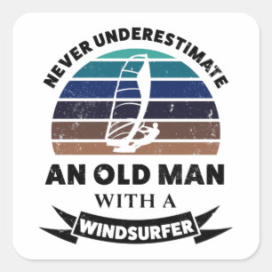 Alter Mann mit Windsurfer Funny Geschenk Vater Quadratischer Aufkleber