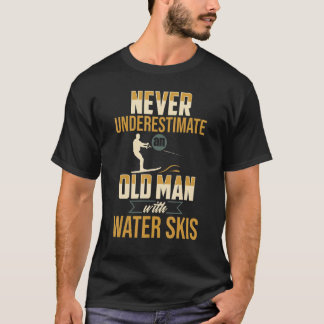 Alter Mann Wasserski Skiausrüstung T-Shirt
