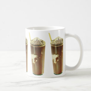 Alter Nachtisch, Schokoladen-Shake und Schlagsahne Kaffeetasse