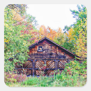 Alter Stall im Herbst Quadratischer Aufkleber