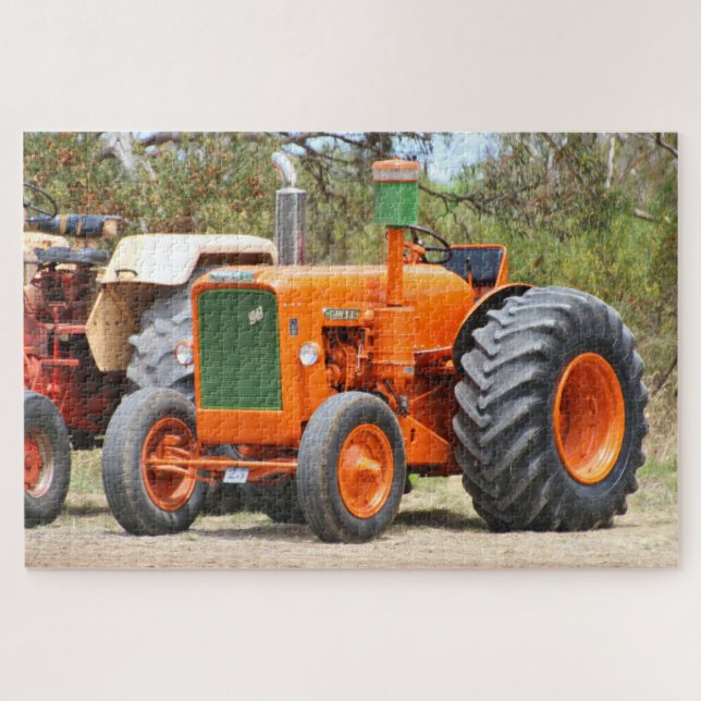 Alter Traktor, orange und grün (Horizontal)