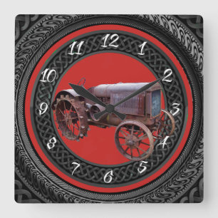 ALTER TRAKTOR QUADRATISCHE WANDUHR
