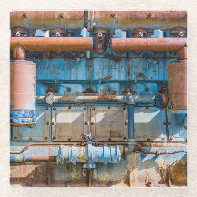 Alter und rostiger Atlas Imperial Diesel Motor in  Glasuntersetzer (Vorderseite)