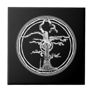 Alter verwitterter Baum Fliese