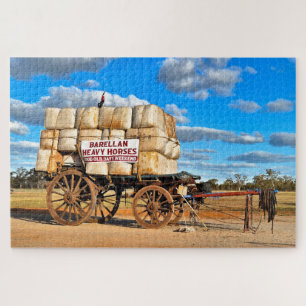 Alter Wagen und Wollballen, Barellan, Australien