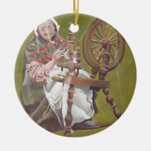 Ältere irische Frauenkraftlerin an einem Spinnrad Keramik Ornament