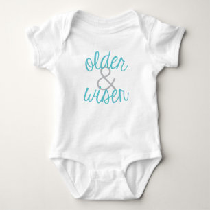 Ältere und klügere Junge Twin Big Brother Shirt