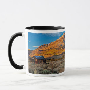 Altes Bauernhaus entlang der Hwy 395 im June Lake Tasse