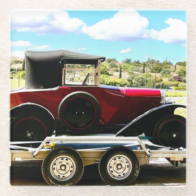 Altes Citroen Auto auf einem Anhänger in Frankreic Glasuntersetzer (Vorderseite)