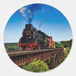 Altes Foto einer Eisenbahnbrücke Runder Aufkleber