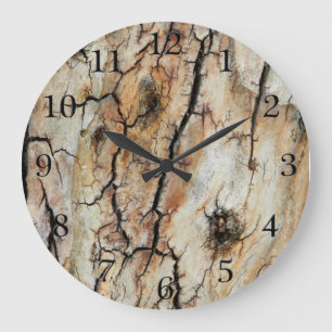 Altes gebrochenes hölzernes natürliches große wanduhr