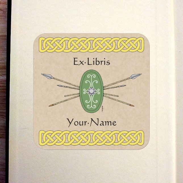 Altes keltisches Schild und Speer-Buchzeichen Quadratischer Aufkleber (Ancient Celtic Shield and Spears Bookplate)