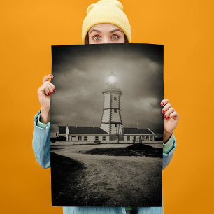 Altes Leuchtturm in einer Sturmnacht Poster