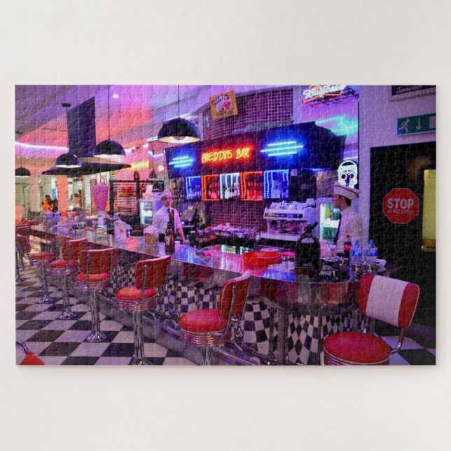 altes Restaurant-Rätsel (Horizontal)