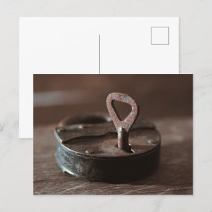 Altes rostiges Türschloss Postkarte