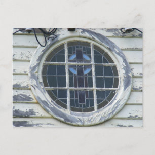 Altes rundes Fenster. Postkarte