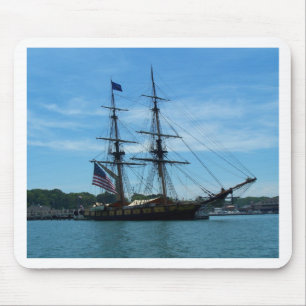 Altes Schiff des Eriesees Mousepad