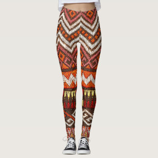 Altes thailändisches Handwerk, peruanischer Teppic Leggings