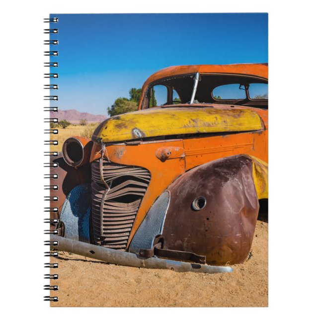 Altes und verlassenes Auto in Solitaire, Namibia Notizblock (Vorderseite)